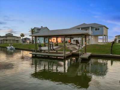 Home For Sale in Port Bolivar, Texas