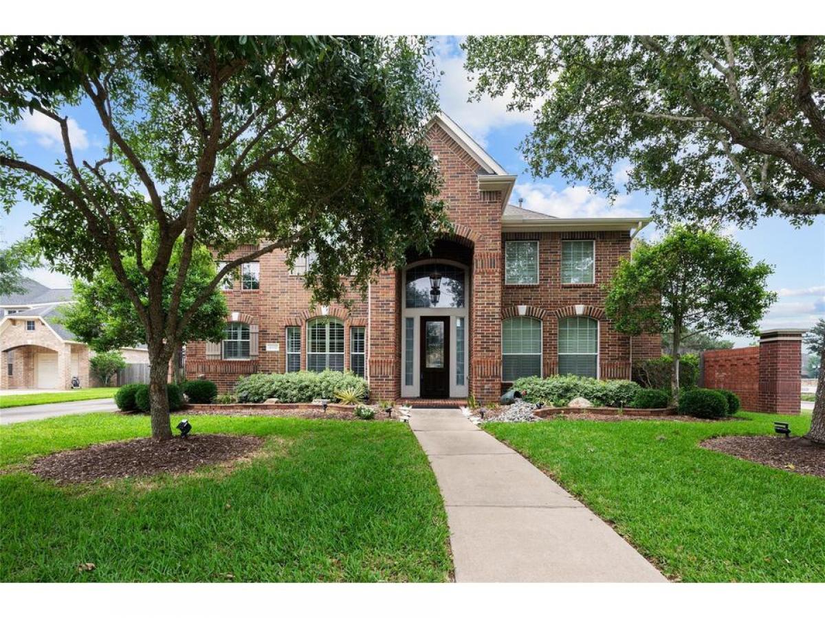 Picture of Home For Sale in Sugar Land, Texas, United States