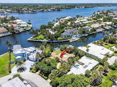 Home For Sale in Ocean Ridge, Florida