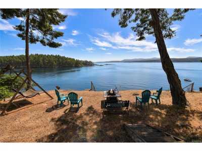 Residential Land For Sale in Mayne Island, Canada