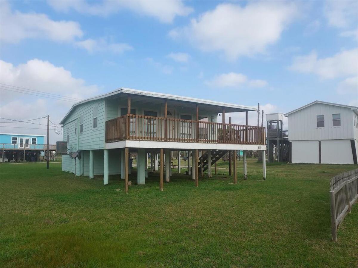 Picture of Home For Sale in Surfside Beach, Texas, United States