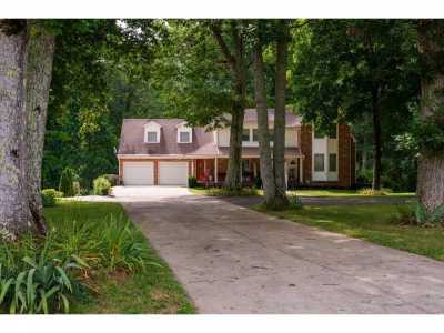 Home For Sale in Cookeville, Tennessee