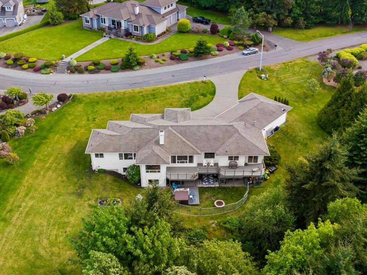 Picture of Home For Sale in Camano Island, Washington, United States