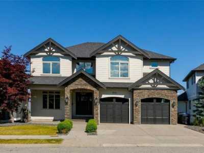 Home For Sale in Kelowna, Canada