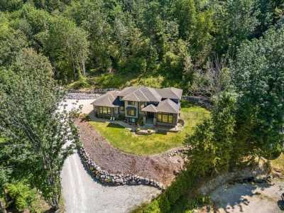 Home For Sale in Mission, Canada