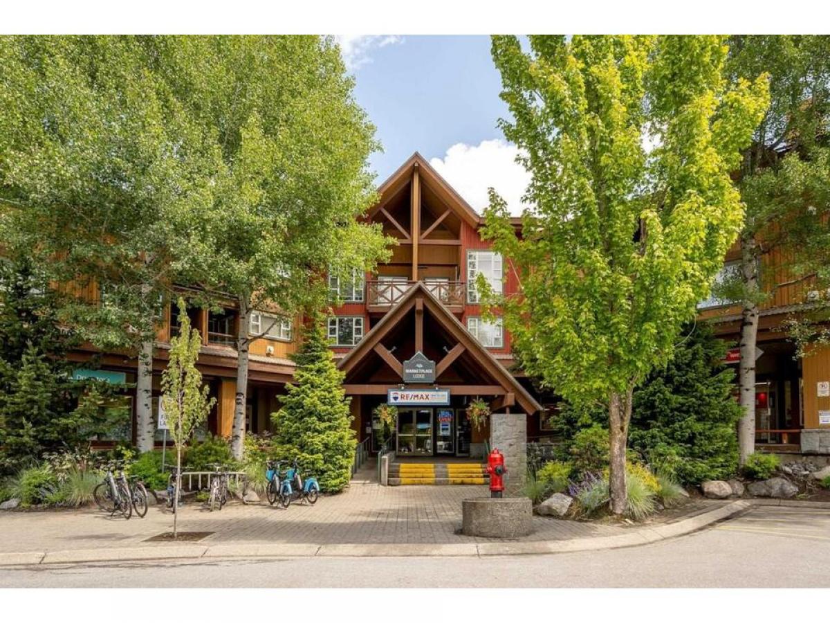 Picture of Condo For Sale in Whistler, British Columbia, Canada