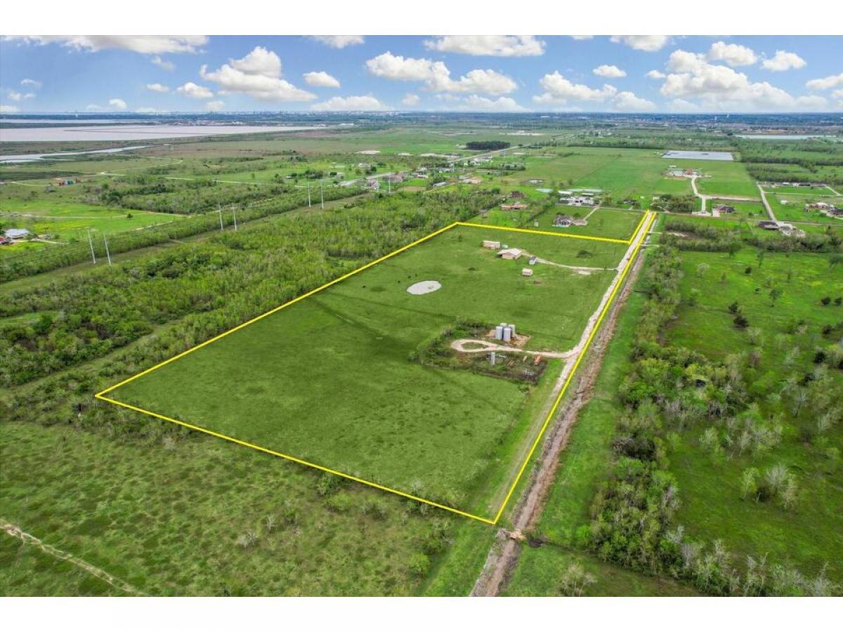 Picture of Home For Sale in Texas City, Texas, United States