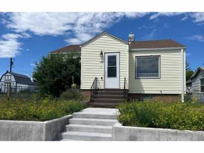 Home For Sale in Lusk, Wyoming