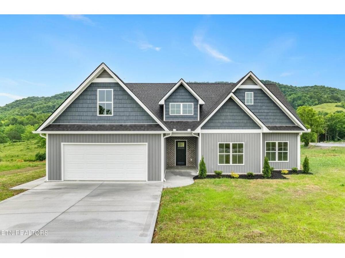 Picture of Home For Sale in Sharps Chapel, Tennessee, United States