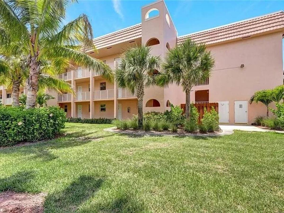 Picture of Condo For Sale in Naples, Florida, United States