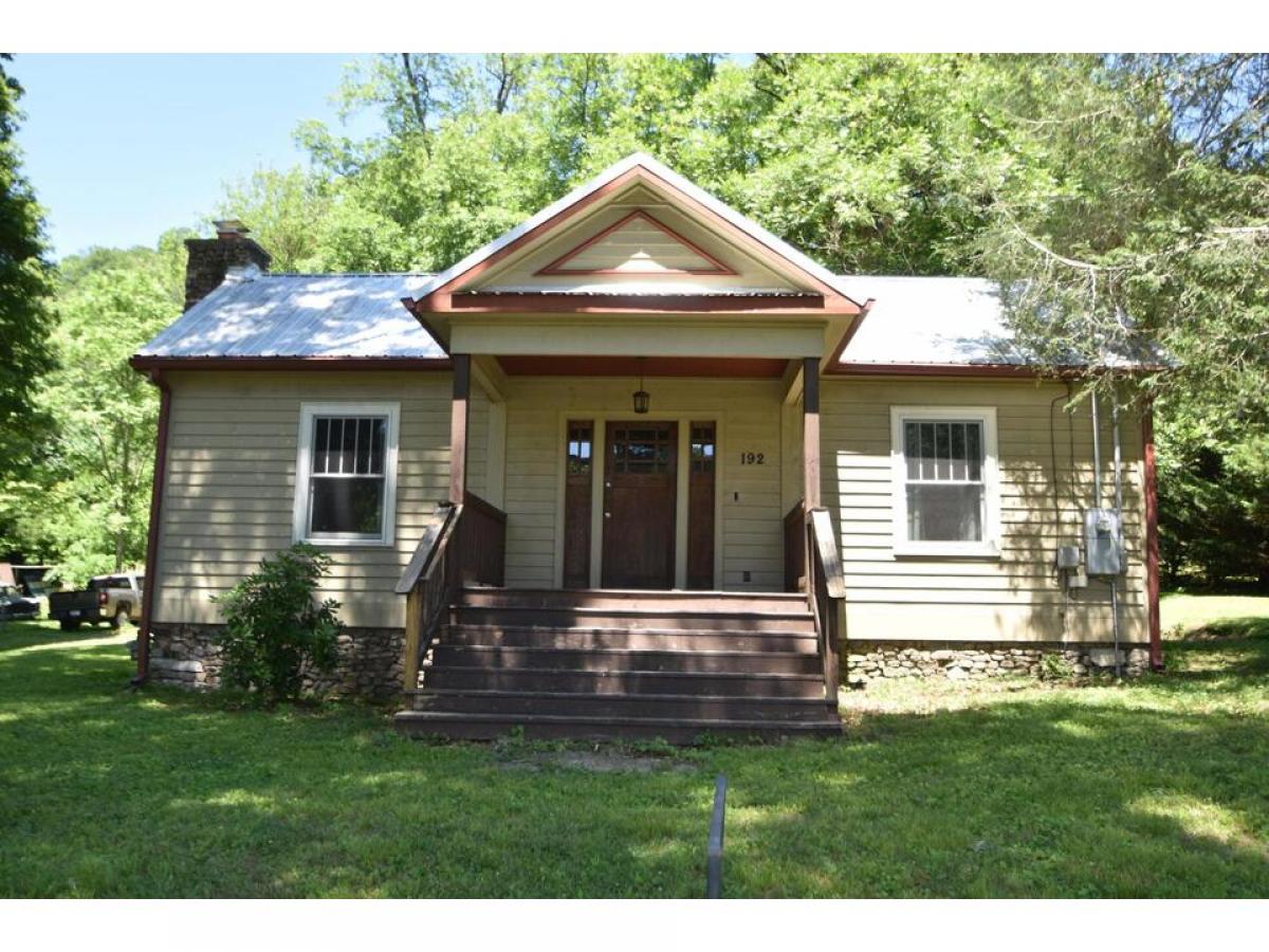 Picture of Home For Sale in Graysville, Georgia, United States