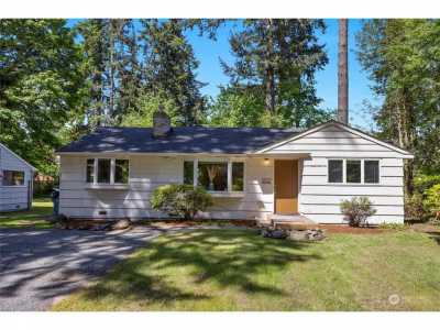 Home For Sale in Edmonds, Washington