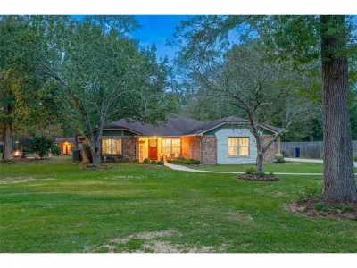 Home For Sale in Dayton, Texas