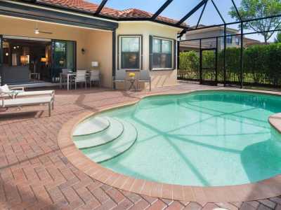 Home For Sale in Naples, Florida