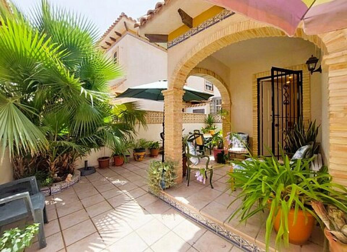 Picture of Villa For Sale in Torrevieja, Alicante, Spain