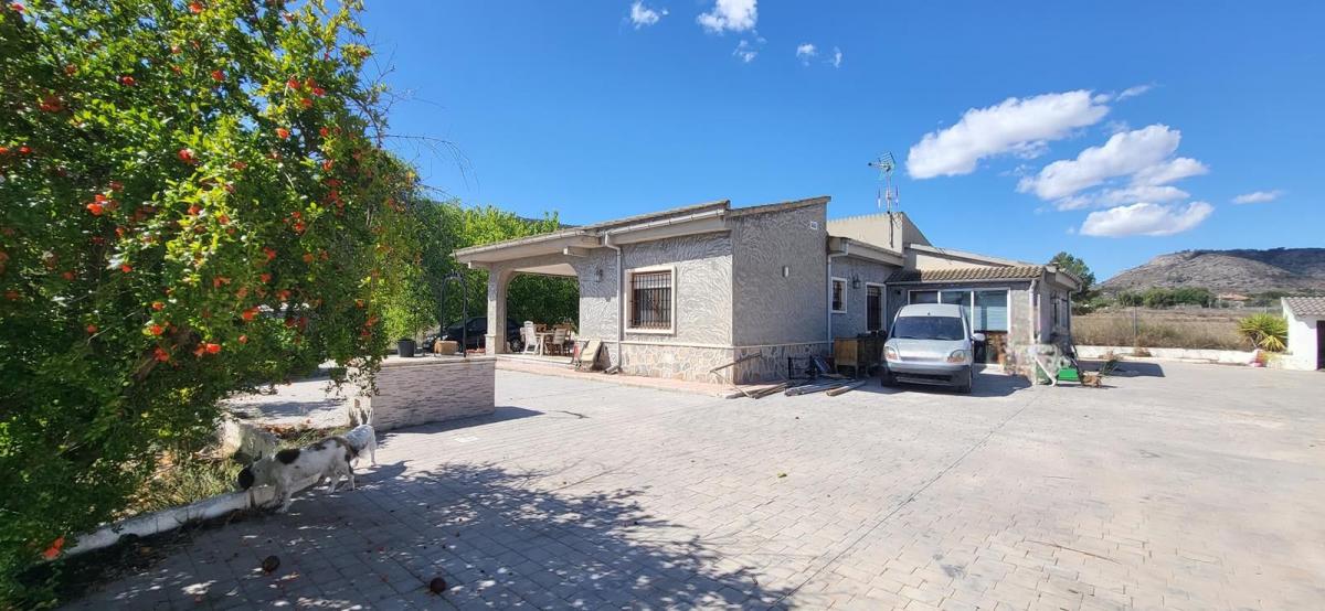 Picture of Villa For Sale in Hondon De Las Nieves, Alicante, Spain