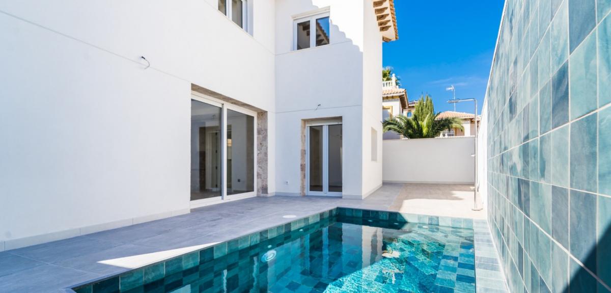 Picture of Villa For Sale in Orihuela Costa, Alicante, Spain