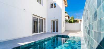 Villa For Sale in 