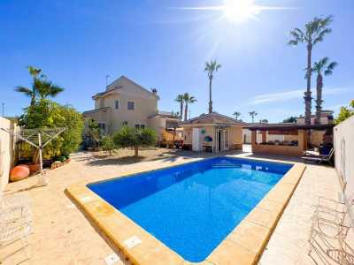 Villa For Sale in Ciudad Quesada, Spain