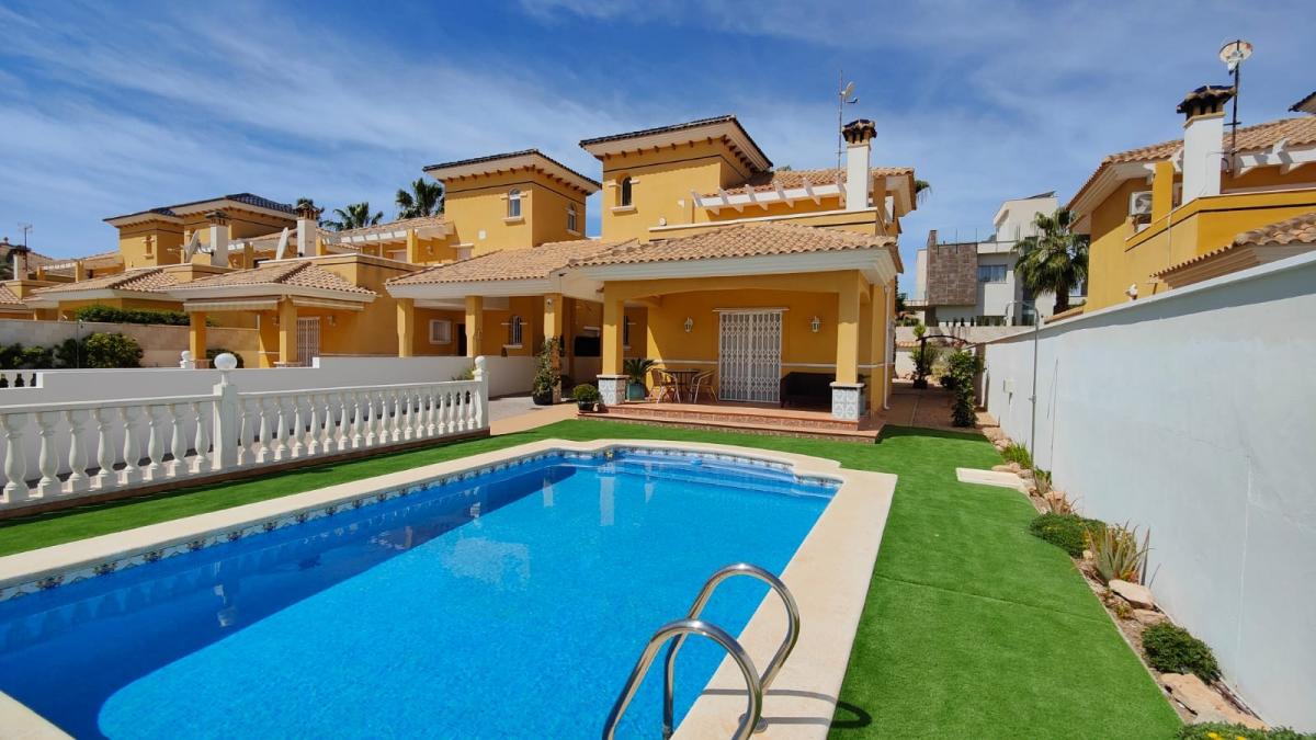 Picture of Villa For Sale in Orihuela Costa, Alicante, Spain