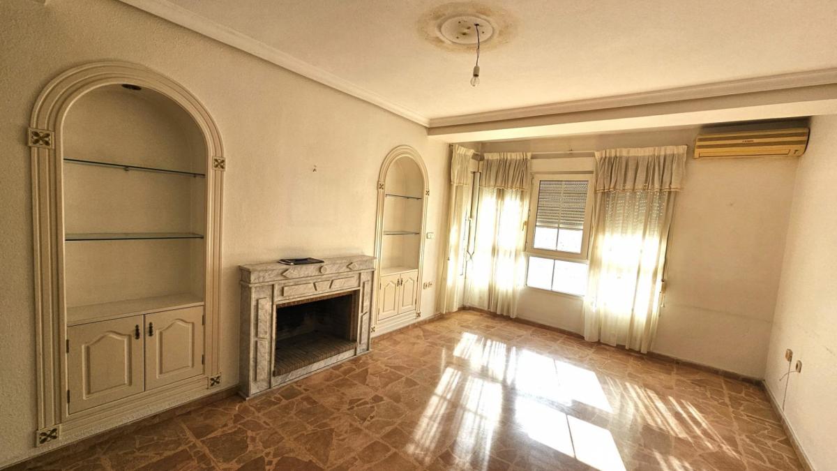 Picture of Apartment For Sale in Torrevieja, Alicante, Spain