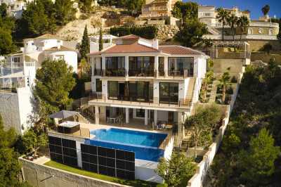 Villa For Sale in 