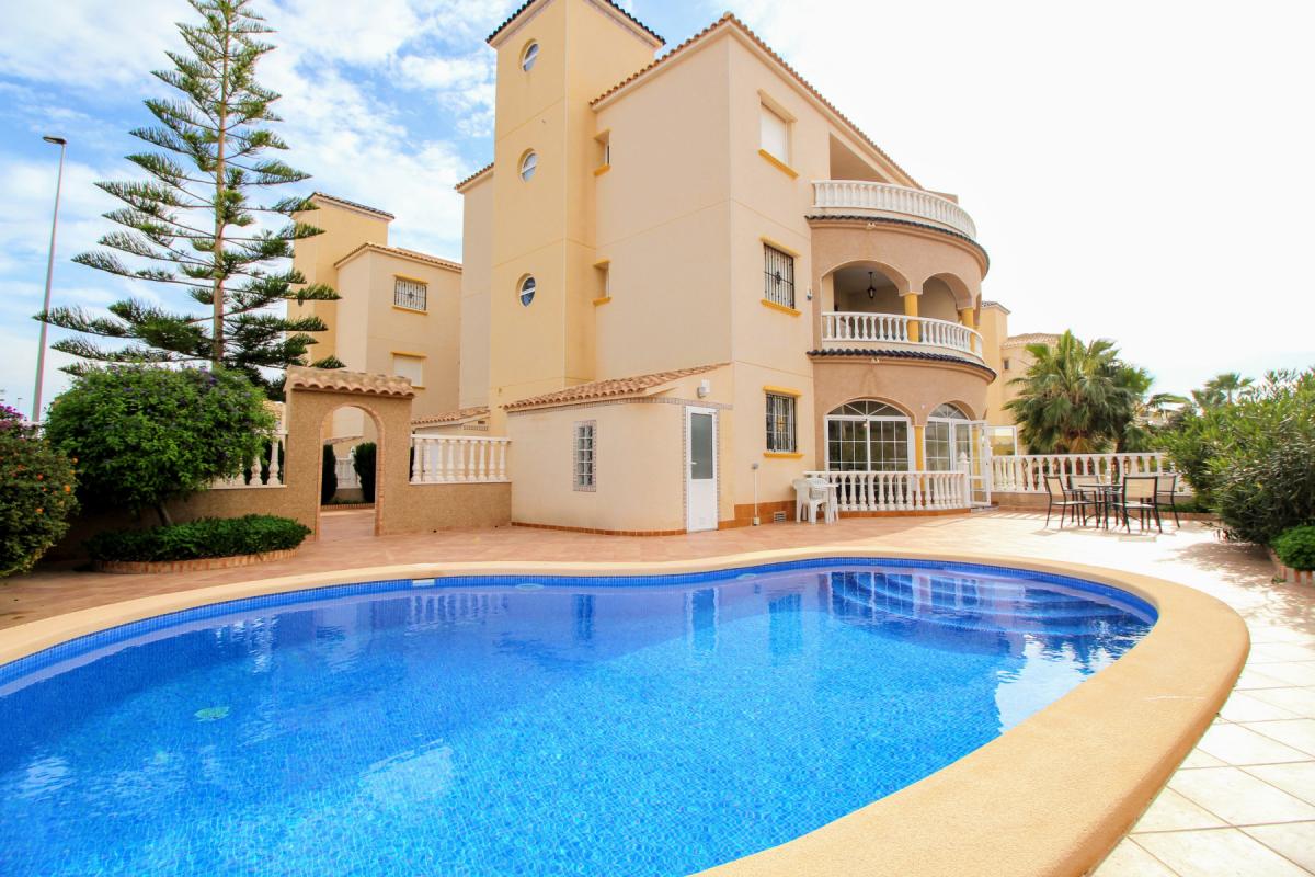 Picture of Apartment For Sale in Orihuela Costa, Alicante, Spain