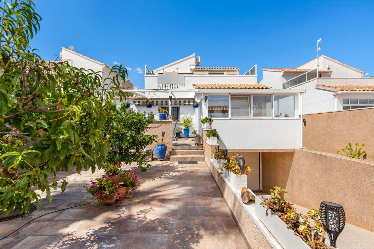 Picture of Villa For Sale in Punta Prima, Alicante, Spain