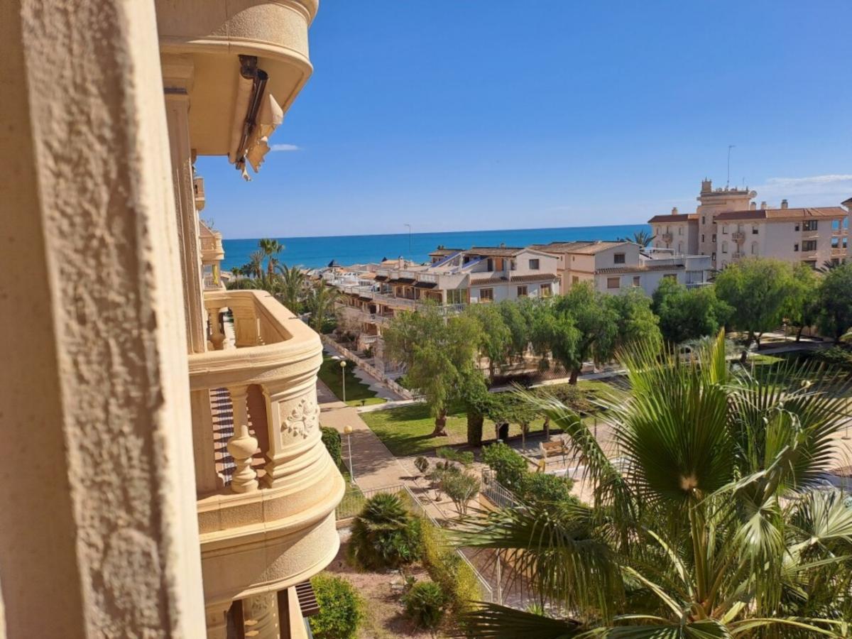 Picture of Apartment For Sale in Guardamar, Alicante, Spain