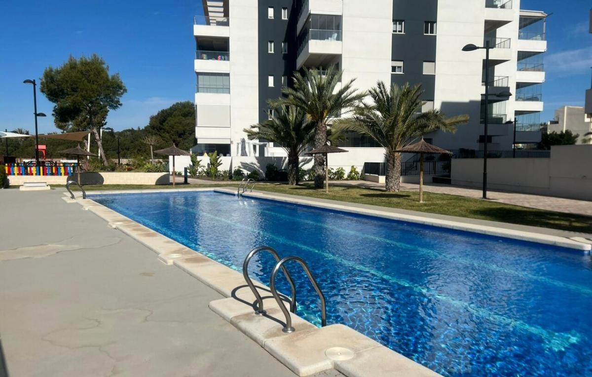 Picture of Apartment For Sale in Villamartin, Alicante, Spain