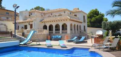 Villa For Sale in Orihuela Costa, Spain