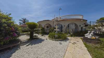 Villa For Sale in Torrevieja, Spain