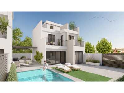 Villa For Sale in Los Alcazares, Spain