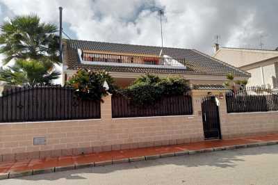 Villa For Sale in 