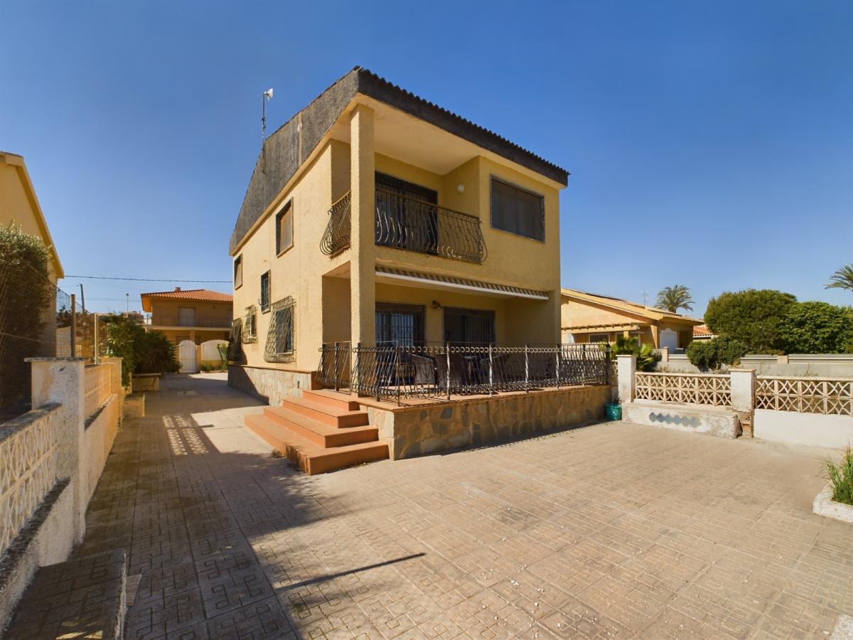 Picture of Home For Sale in Los Urrutias, Murcia, Spain