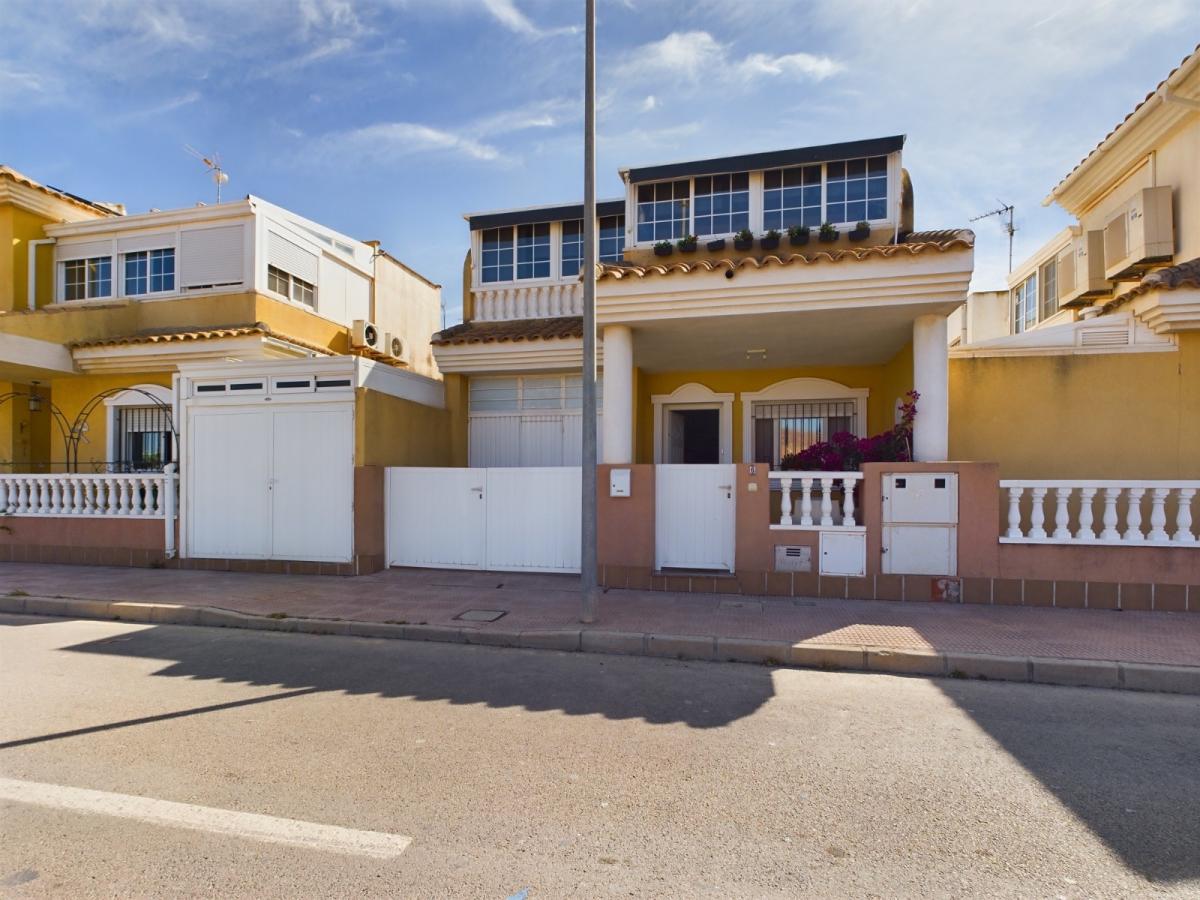 Picture of Home For Sale in Los Alcazares, Alicante, Spain