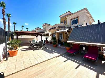 Villa For Sale in 