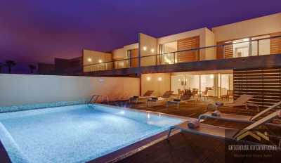 Villa For Sale in Albufeira, Portugal