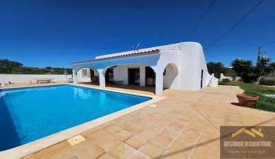 Villa For Sale in Almancil, Portugal