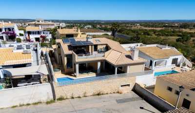 Villa For Sale in Praia Da Luz, Portugal