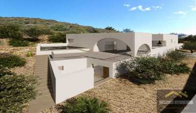 Villa For Sale in Loule, Portugal