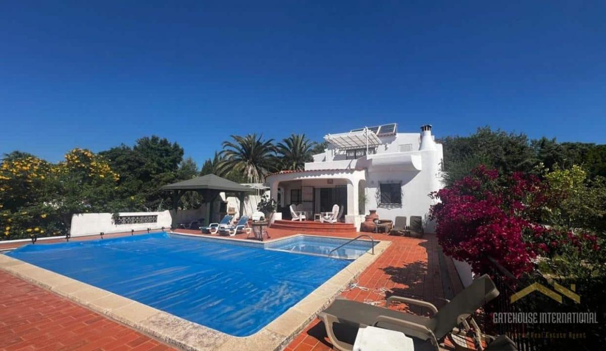 Picture of Villa For Sale in Santa Barbara De Nexe, Faro (algarve), Portugal