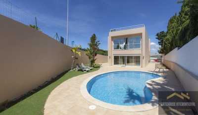 Villa For Sale in Praia Da Luz, Portugal