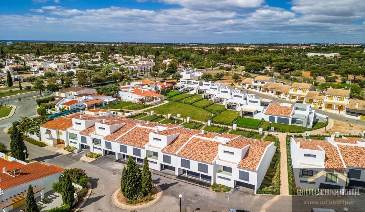 Picture of Villa For Sale in Vilamoura, Algarve, Portugal