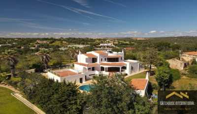 Villa For Sale in 