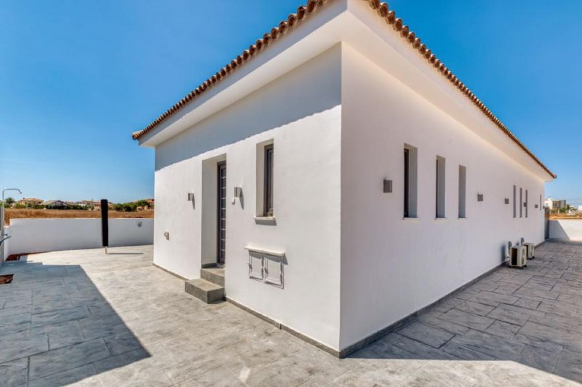 Picture of Bungalow For Sale in Frenaros, Famagusta, Cyprus