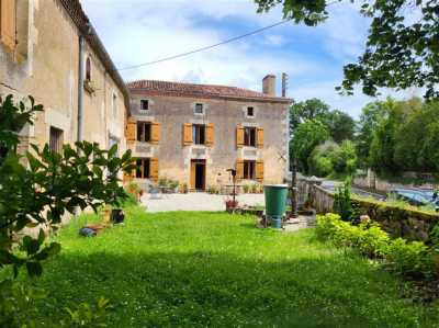 Home For Sale in Luchapt, France