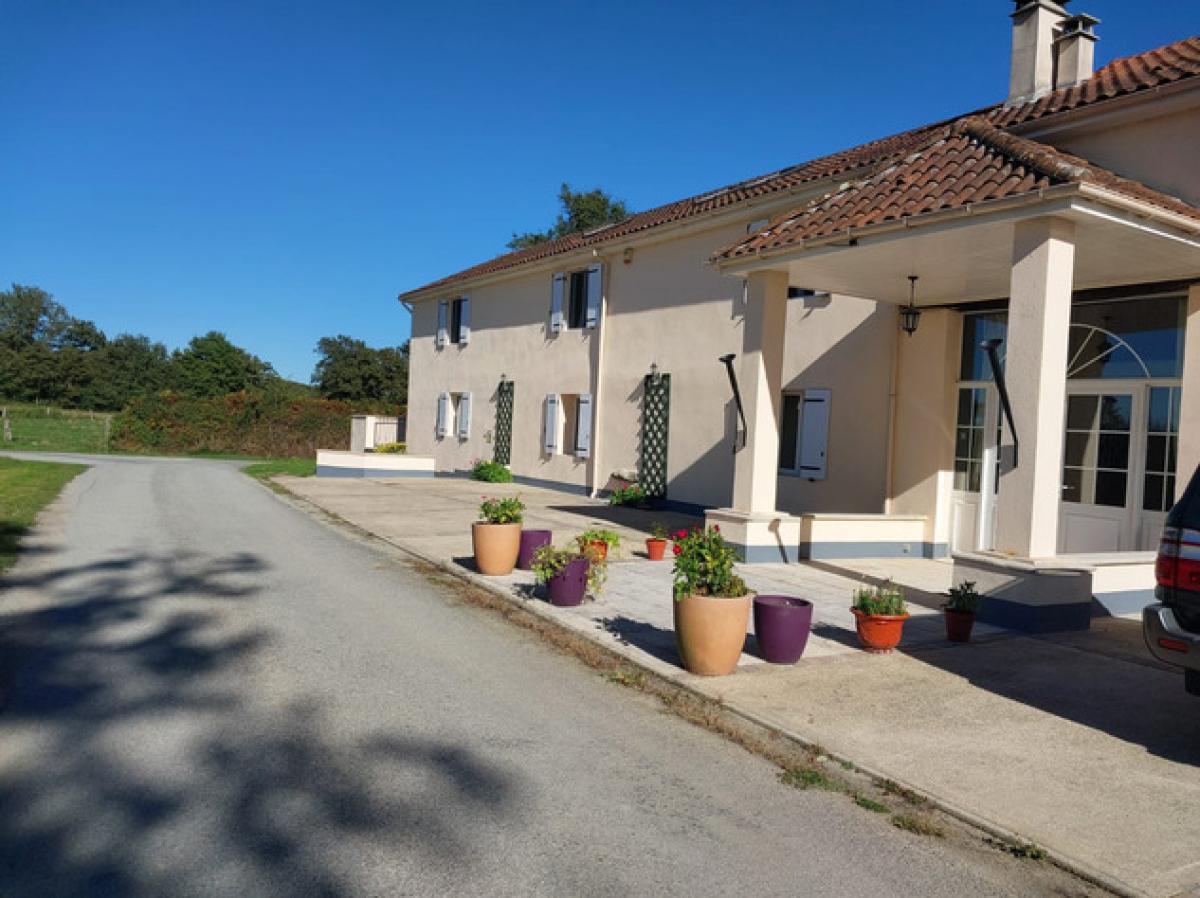 Picture of Home For Sale in Le Dorat, Limousin, France