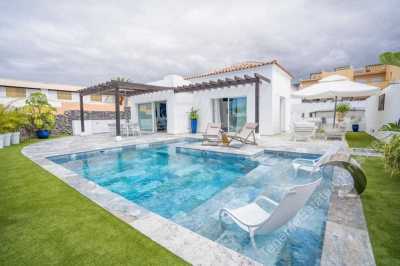 Villa For Sale in Playa Paraiso, Spain