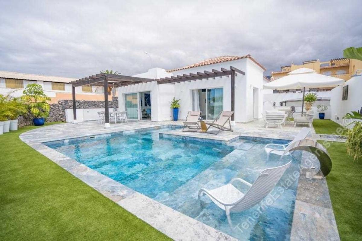 Picture of Villa For Sale in Playa Paraiso, Tenerife, Spain